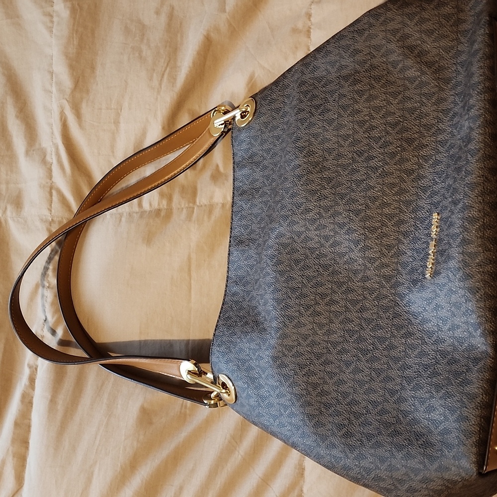 Michael Kors Elegant Blue and Tan Shoulder Bag